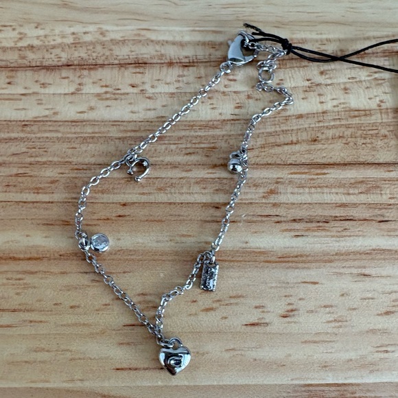 NWT Coach Silver-Tone Multi-Charm Bracelet - Signature C & Heart - Picture 2 of 7